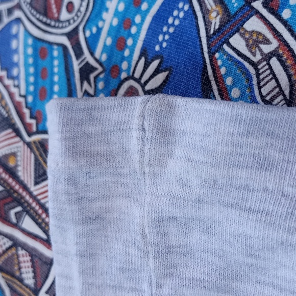 Vintage 90s Austrailia Aboriginal Art Crocodile Dreaming Graphic Single Stitch T - Picture 7 of 7